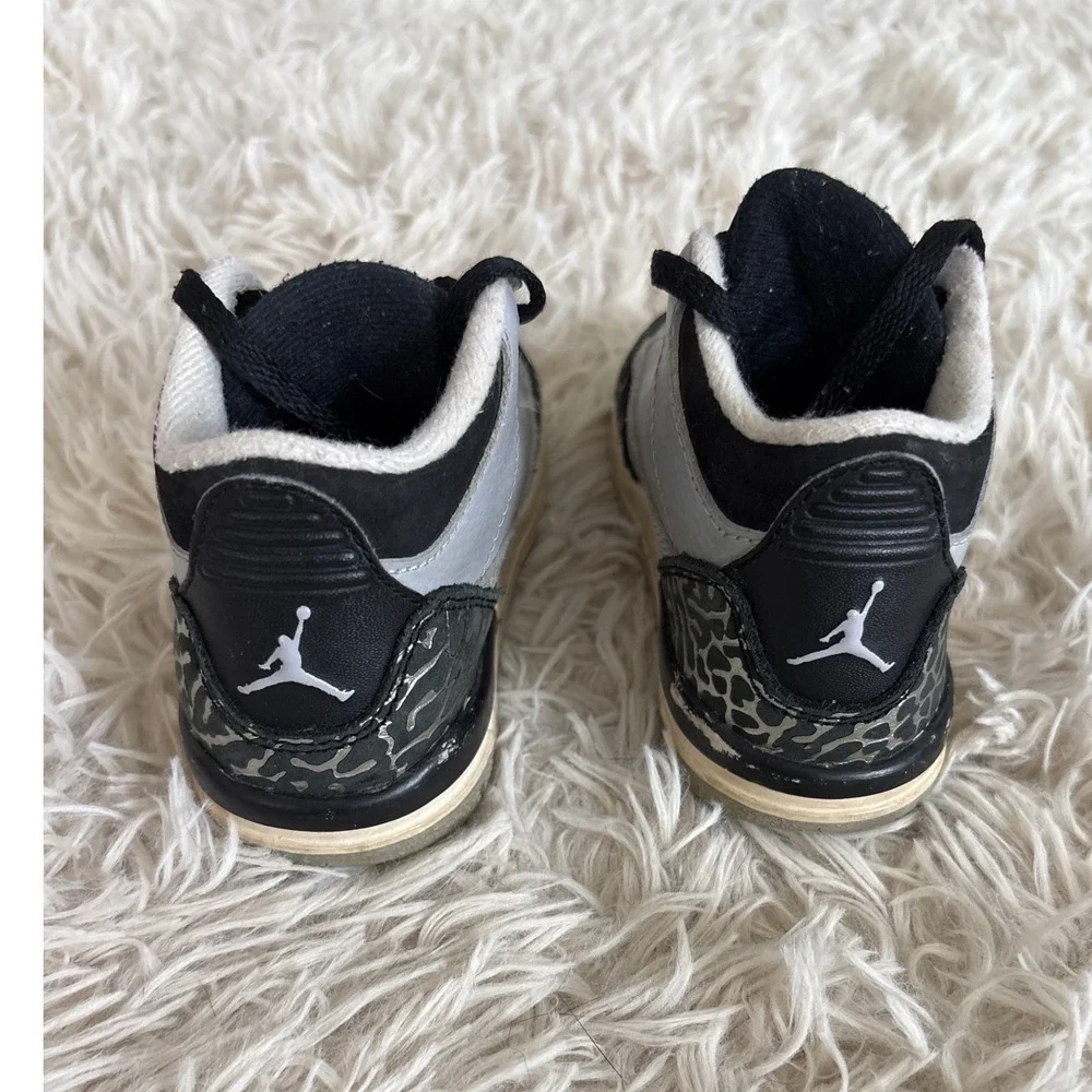 Kids Retro Jordan 3 Toddler Sneakers Wolf Grey Black Cement‎ Print Size 6C